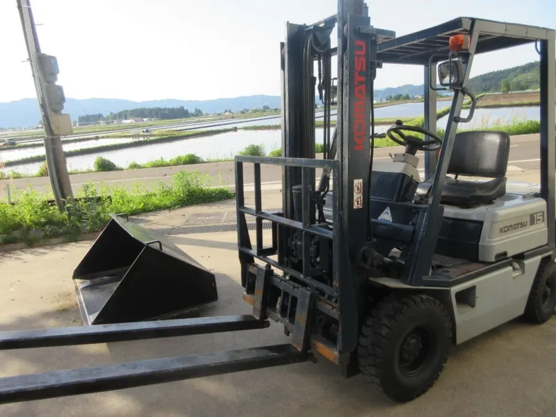 フォークリフト