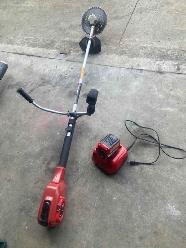 草刈機